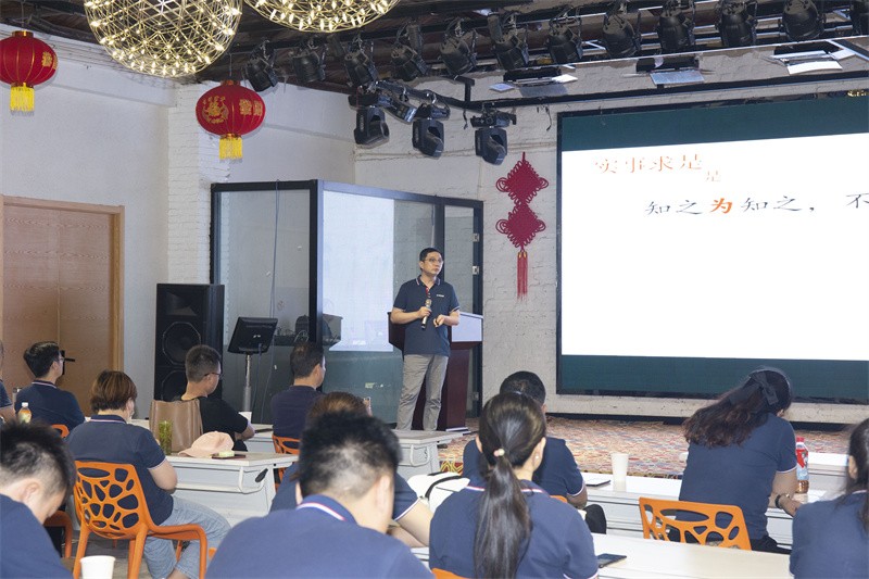 “六月蝶變 再創(chuàng)佳績”國林地板6月拓展PK會(huì)圓滿成功