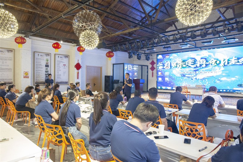 “六月蝶變 再創(chuàng)佳績”國林地板6月拓展PK會(huì)圓滿成功